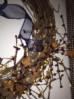 Primitive Patriotic Wreath, Burgundy and Cream Berries with Rustic Stars